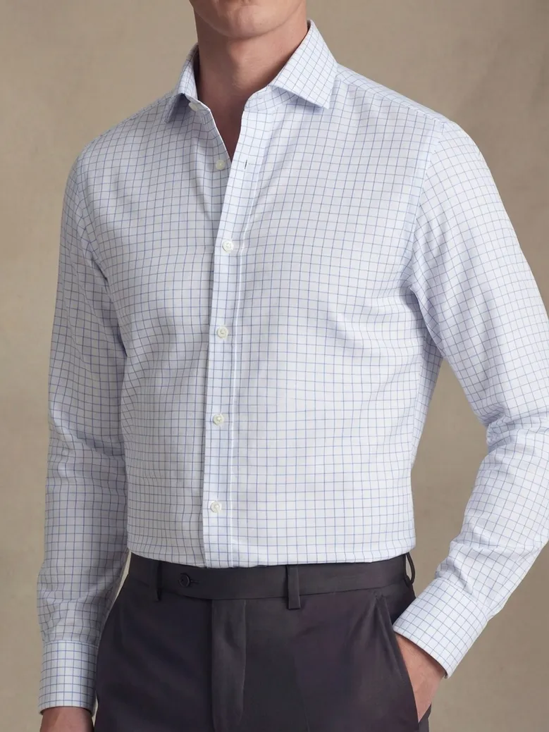 Camicia bianca in popeline facile da stirare