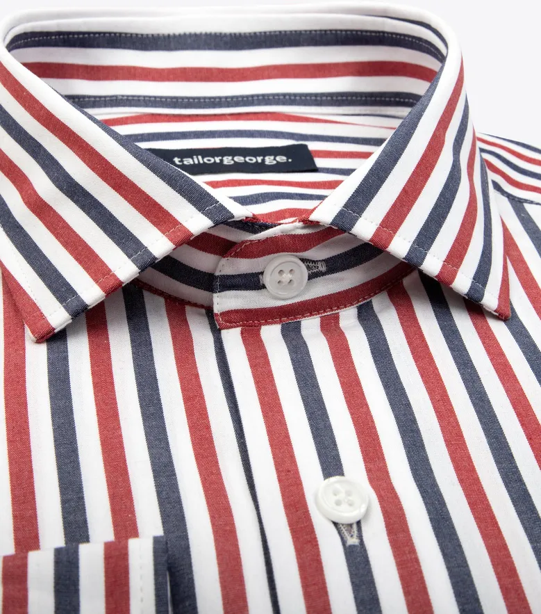 Camicia bianca in popeline facile da stirare