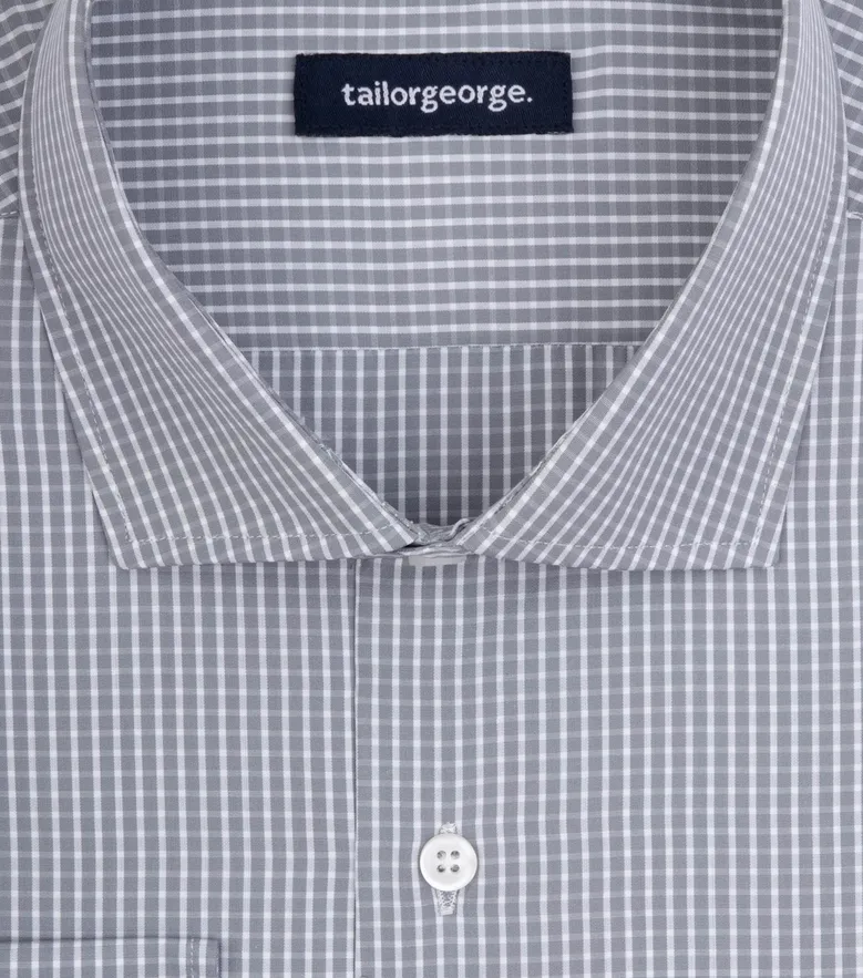 Camicia bianca in popeline facile da stirare