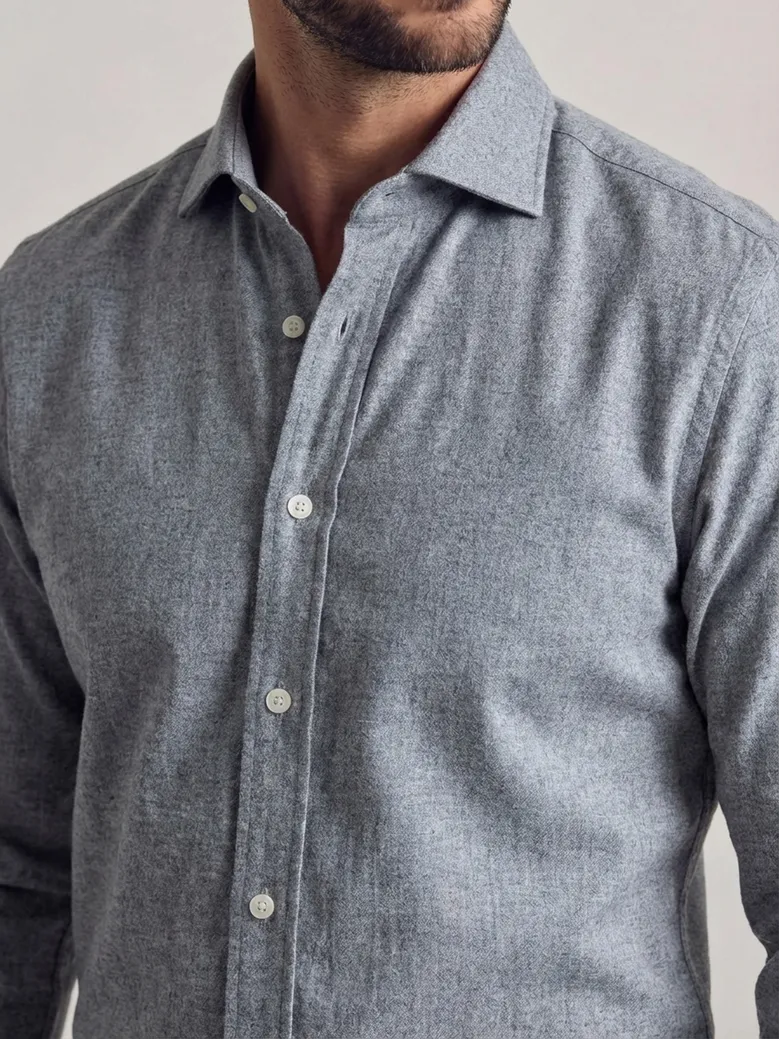 Camicia bianca in popeline facile da stirare