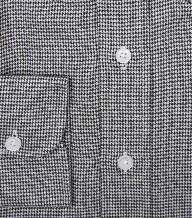 Camicia bianca in popeline facile da stirare