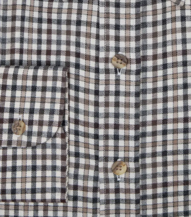 Camicia bianca in popeline facile da stirare
